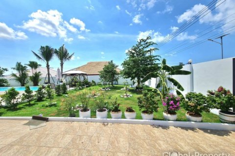 Дом в Паттайе, Таиланд с 3 спальнями № 124195 - фото 7