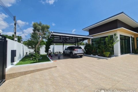 Дом в Паттайе, Таиланд с 3 спальнями № 124195 - фото 5