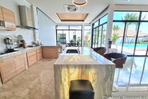 Дом в Паттайе, Таиланд с 3 спальнями № 124195 - фото 14