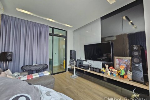 House in Pattaya, Thailand 4 bedrooms № 124194 - photo 22