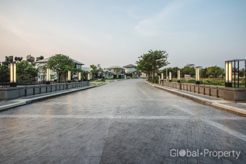 House in Pattaya, Thailand 4 bedrooms № 124194 - photo 26