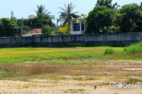 Земельный участок в Паттайе, Таиланд  № 124193 - фото 16