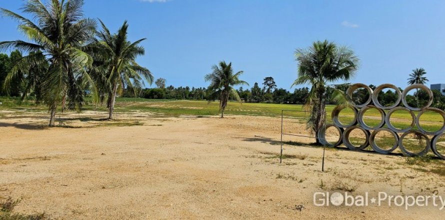 Земельный участок в Паттайе, Таиланд  № 124193