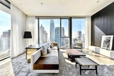 Condo in Bangkok, Thailand, 2 bedrooms  № 124510 - photo 1