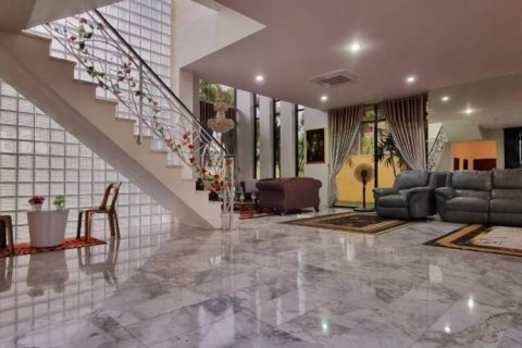 Villa à Bang Lamung, Thaïlande 5 chambres № 124679 - photo 10