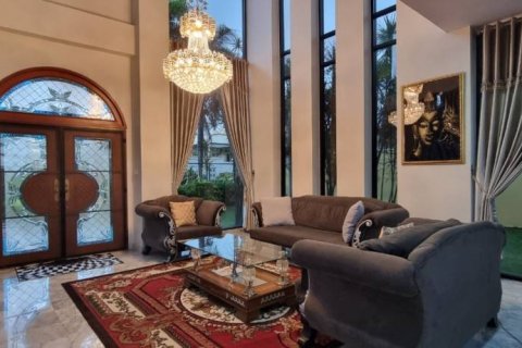 Villa à Bang Lamung, Thaïlande 5 chambres № 124679 - photo 5