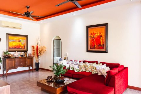 Вилла в Хуа Хине, Таиланд с 4 спальнями  № 124681 - фото 6