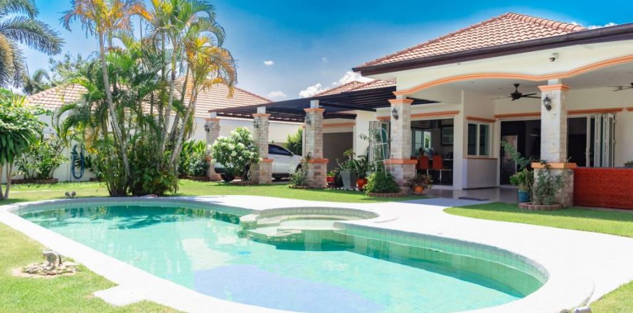 Вилла в Хуа Хине, Таиланд с 4 спальнями  № 124681