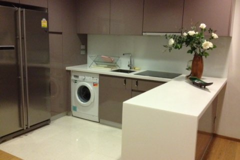 Кондоминиум с 3 спальнями в Бангкоке, Таиланд № 144179 - фото 2