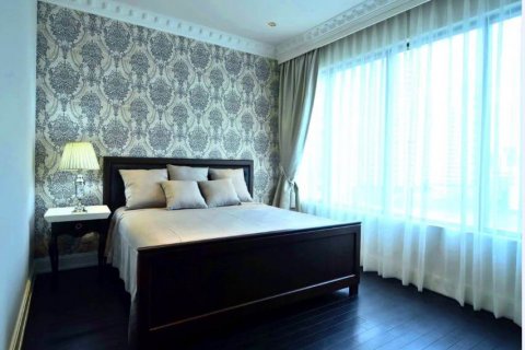 Condo in Bangkok, Thailand, 3 bedrooms  № 144174 - photo 3