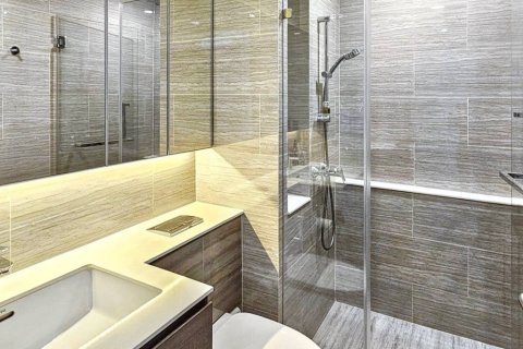 Condo in Bangkok, Thailand, 2 bedrooms  № 124590 - photo 10