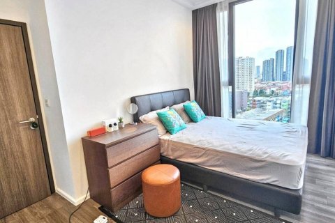 Condo in Bangkok, Thailand, 2 bedrooms  № 124590 - photo 3