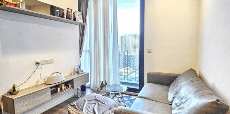 Condo in Bangkok, Thailand, 2 bedrooms  № 124590
