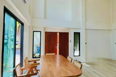 Villa in Chalong, Thailand 3 bedrooms № 124587 - photo 5