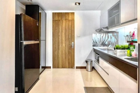 Condo in Bang Kapi, Bangkok, Thailand, 1 bedroom  № 124586 - photo 8