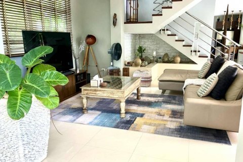 Villa in Karon, Thailand 4 bedrooms № 144606 - photo 2