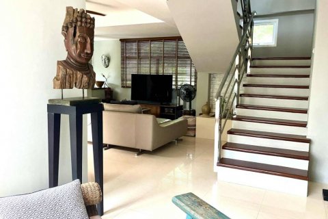 Villa in Karon, Thailand 4 bedrooms № 144606 - photo 10