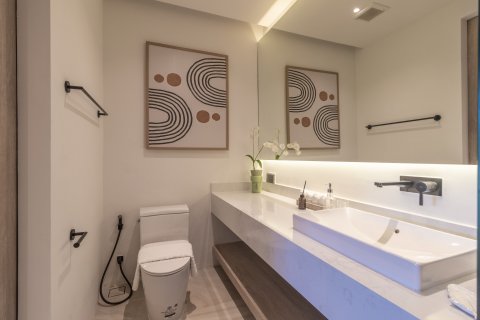 Villa in Phuket, Thailand 3 bedrooms № 142879 - photo 23