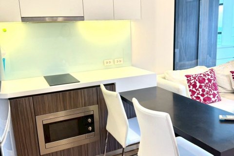 Студия в кондо в Кхлонг Сане, Бангкок, Таиланд № 142880 - фото 3