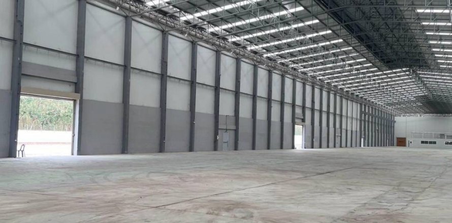 Propriété commerciale à Rayong, Thaïlande 3988.8 m2 № 101912