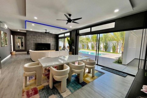 Villa à Rawai, Thaïlande 4 chambres № 101910 - photo 8