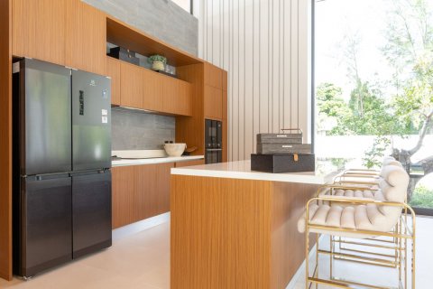 Вилла в Камале, Таиланд с 4 комнатами № 71532 - фото 3