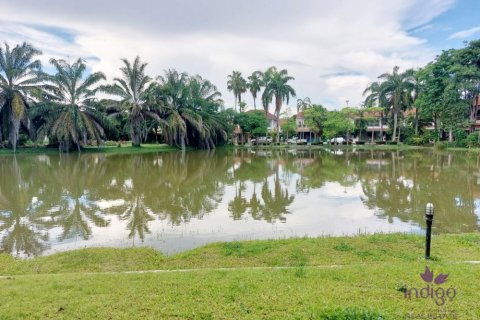 House in San Sai, Thailand 3 bedrooms № 124200 - photo 20