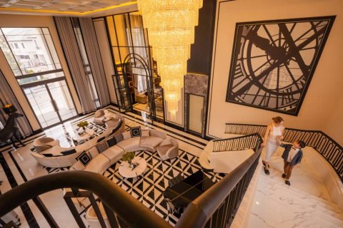 House in Bangkok, Thailand 4 bedrooms № 104613 - photo 2