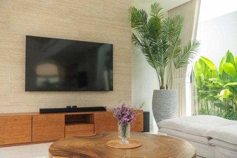 House in Bang Tao, Thailand 4 bedrooms № 120842 - photo 9