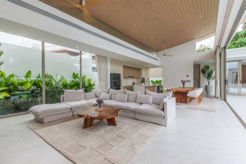 House in Bang Tao, Thailand 4 bedrooms № 120842 - photo 3