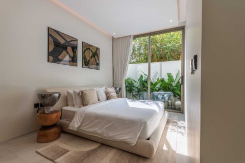 House in Bang Tao, Thailand 4 bedrooms № 120842 - photo 14