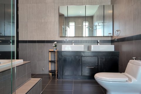 Дом в Паттайе, Таиланд с 4 спальнями  № 119277 - фото 17