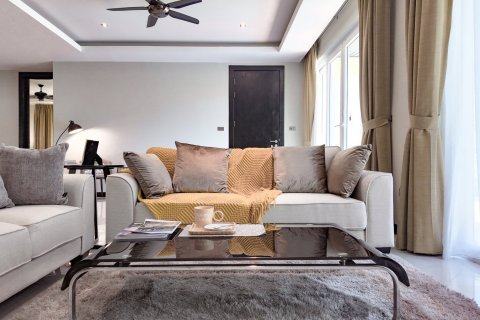 Дом в Паттайе, Таиланд с 4 спальнями  № 119277 - фото 6