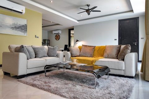 Дом в Паттайе, Таиланд с 4 спальнями  № 119277 - фото 5