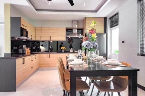 Дом в Паттайе, Таиланд с 4 спальнями  № 119277 - фото 9