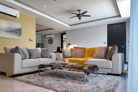 Дом в Паттайе, Таиланд с 4 спальнями  № 119277 - фото 7