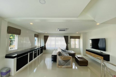 Villa in Bang Tao, Thailand 3 bedrooms № 86353 - photo 8