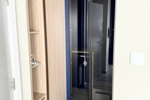 Condo in Bangkok, Thailand, 1 bedroom  № 104191 - photo 3