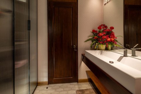 Вилла в Чиангмае, Таиланд с 5 спальнями  № 126307 - фото 21