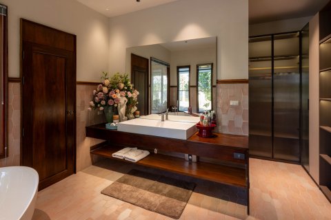 Villa in Chiang Mai, Thailand 5 bedrooms № 126307 - photo 19