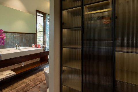 Villa in Chiang Mai, Thailand 5 bedrooms № 126307 - photo 15