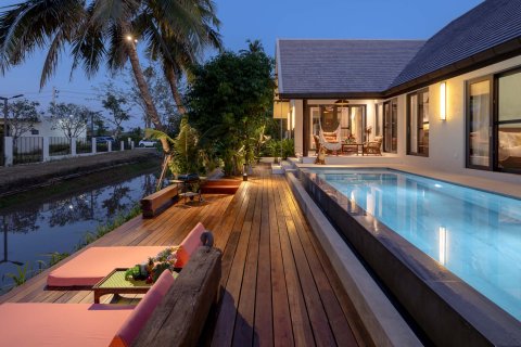 Villa in Chiang Mai, Thailand 5 bedrooms № 126307 - photo 30
