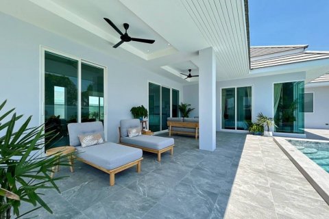 Вилла в Хуа Хине, Таиланд с 3 спальнями  № 99960 - фото 6