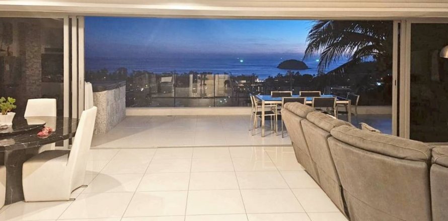 Condo in Karon, Thailand, 2 bedrooms  № 99533