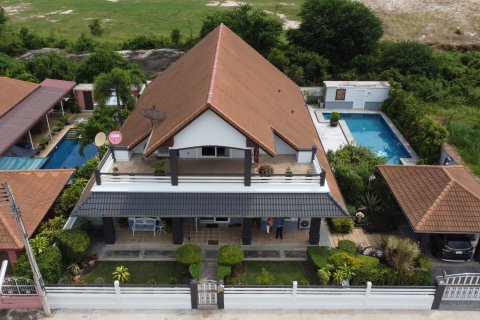 House in Hua Hin, Thailand 4 bedrooms № 125425 - photo 6