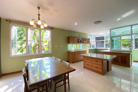 House in Chiang Mai, Thailand 3 bedrooms № 104668 - photo 12