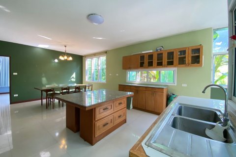 Дом в Чиангмае, Таиланд с 3 спальнями  № 104668 - фото 13