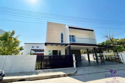 House in Chiang Mai, Thailand 4 bedrooms № 124203 - photo 1