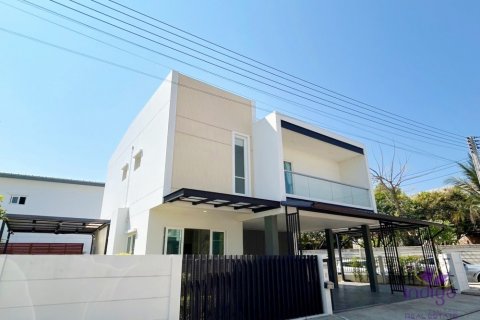 House in Chiang Mai, Thailand 4 bedrooms № 124203 - photo 3