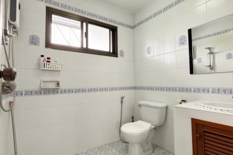 Maison à San Sai, Thaïlande 3 chambres № 124206 - photo 11